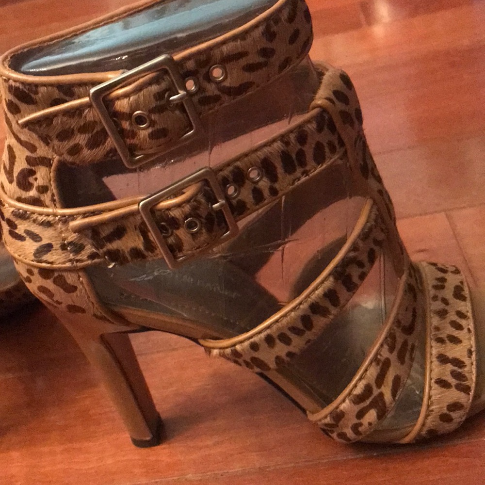 BCBG NEW unique and rare leopard print fur & leather spiked heels - Picture 7 of 8